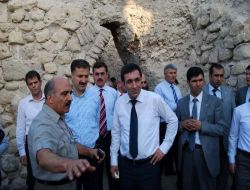 Antik Kent Hasankeyf'i Gezen Bakan Yılmaz: Tarih İle Baraj Arasında Denge Kuracağız