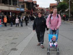 Side'de Turist Hareketliliği Yaşandı