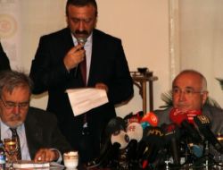 Cemil Çiçek, Tanıtım Toplantısına Katıldı