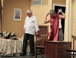 “münasebetsiz”e Büyük İlgi