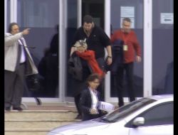 Kozinoğlu'nun Eşi Ve Oğlu, Koğuş Arkadaşlarıyla Görüşme İçin Silivri'ye Geldi