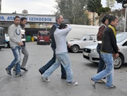 120 Bin Liralık Mal Çaldılar, Kuyumcuda Sakladılar