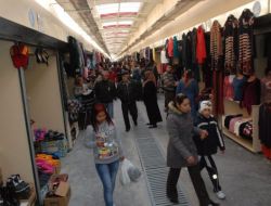 Esnaf Da Vatandaş Da Kapalı Pazar Yerinden Memnun