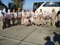 Hacılar Alaplı’da Çiçeklerle Karşılandı