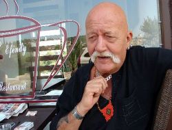 Sümer Tilmaç, 45 Yıllık Tiyatro Ve Sinema Birikimini Gençlerle Paylaşacak