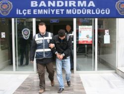 Park Halindeki Kamyondan Mazot Çalan Zanlı Tutuklandı