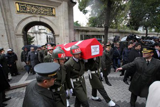 'Kozinoğlu'na Askeri Tören'