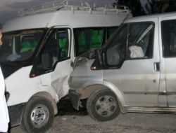 Nusaybin'de Trafik Kazası: 2 Yaralı