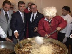 Türkmenistan’ın Bağımsızlığının 20. Yılı İstanbul’da Kutlandı