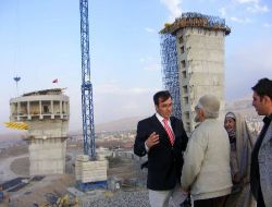 75'lik Dede Ve 68'lik Eşinden 2011 İncelemesi
