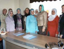 Ak Parti Diyarbakır İl Kadın Kolları, İlçe Kongrelerini Tamamladı