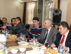 Karslılar, Emniyet Müdürü Zeybek'i Uğurladı