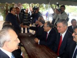 Salim Uslu'nun Kılıçdaroğlu İle Aynı Karede Olduğu Fotoğraf