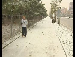 BAŞKENT BEYAZA BÜRÜNDÜ