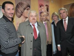 Krv Uyum Bakanı: Aşırı Sağa Karşı Eğitim Anaokulunda Başlamalı