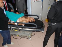 Adliyede Bıçaklı Sopalı Kavga