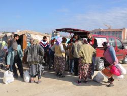 Kızılay, Çadırdaki 16 Aileye Gıda Yardımı Yaptı