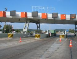 Ptt'nin Otoyol Geçiş Sistemi İzmir'de Denendi