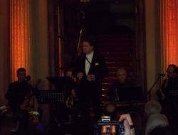 Dolmabahçe Sarayı’nda Ahmet Özhan Konseri