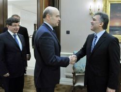 Cumhurbaşkanı Gül, Fransa Dışişleri Bakanı Juppe’yi Kabul Etti