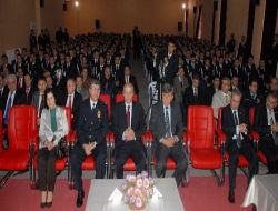 Polis Adaylarının İlk Dersi Türkçe