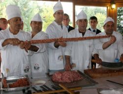 Kebabın 'Yarım' Ustaları Sertifika Aldı