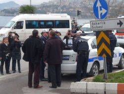 Halk Otobüsünün Çarptığı Polis Memuru Yaralandı