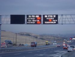 Hızlı Şoförler Plakalı Dijital Radara Yakalanıyor