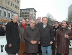 Alman Siyasiler Türklerle Neonazi Cinayetlerini Kınama Yürüyüşüne Katıldı