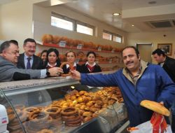 Gökçek, Halk Ekmek Standını Gezdi!