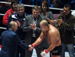 Putin'e Dövüş Müsabakasında Protesto