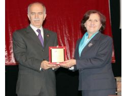 VALİ’DEN ÖĞRETMENLERE..