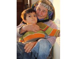 Evlat Ziyareti, Yaşlı Anne Ve Babanın Moral Değerini Yüksek Tutuyor