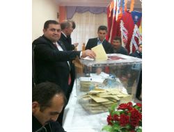 Ak Parti Kadışehri İlçe Başkanı Aksoy, Güven Tazeledi