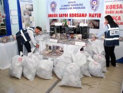 Antalya’da 50 Bin Adet Korsan Cd ve Dvd