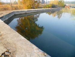 İzsu Genel Müdürlüğü Kirli Göleti Temizledi