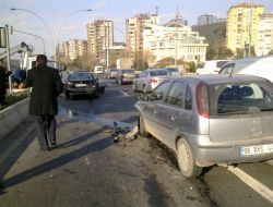 AKP'li Milletvekili Cemal Akın Kaza Geçirdi