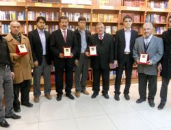 Emektar Öğretmenler Yeni Mezunlarla Buluştu