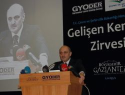 Çevre Ve Şehircilik Bakanı Erdoğan Bayraktar