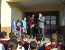 Depremzede Öğrenciler Öğretmenler Günü'nde Okula Başladı