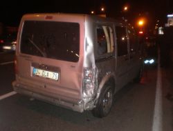 Sol Şeritte Benzini Biten Otomobil Az Kalsın Faciaya Yol Açıyordu