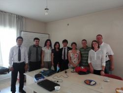 Ortadoğu Barışı İçin 19 Ülkenin Gençleri Parlamento Kurdu