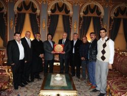 Mardinli Muhtarlar Vali Mutlu'yu Ziyaret Etti