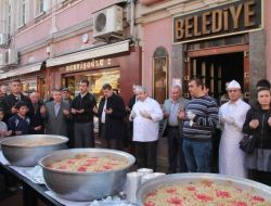 Muharrem Ayını Aşure İle Hatırlattı