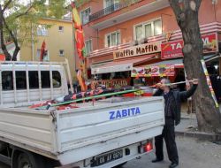 Çankaya'da Zabıta Kırlangıç Tabelaları Topladı