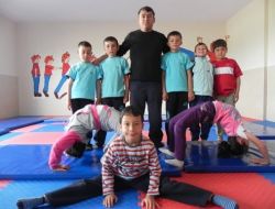 Özgüven Eksiği Olan Çocuklara Özel Eğitim Veriliyor