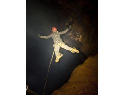 ‘dipsiz Kuyu’ İçine Nefes Kesen Atlayış