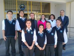 Abidin Pak-pakmaya Anadolu Lisesi Romanya Yolcusu