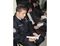 Bu İlçede Öğrenciler, Her Sabah Belediye Hoparlöründen Kitap Okuyor