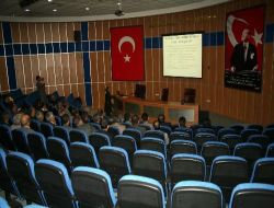 Hakkari'de Okul Müdürlerine Domuz Gribi Semineri Verildi